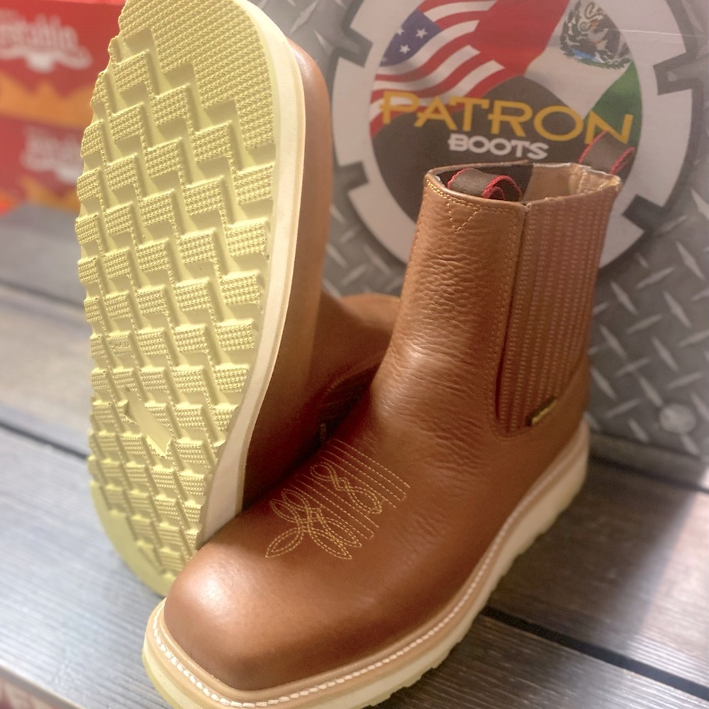 New patron work boots